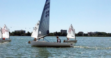 Stire din Sport : Campionii naționali  la yachting, desemnați  pe Lacul Siutghiol