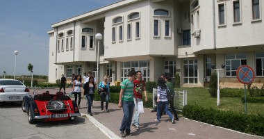 Stire din Cultură-Educație : Colocviu de teologie dogmatică