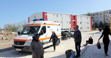 Stire din Eveniment : Scandal în cartierul Henri Coandă:  a accidentat o femeie  și a fost bătut de localnici