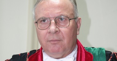 Stire din Eveniment : O NOUĂ ANCHETĂ DNA LA OVIDIUS / Prorectorul Victor Ploae: "Este o veste care mă întristează!"