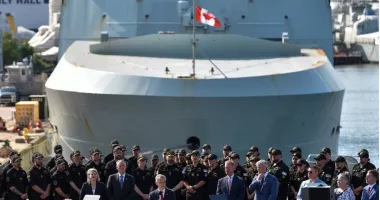 Canada alege grupul german TKMS pentru a-și construi noua flotă de submarine