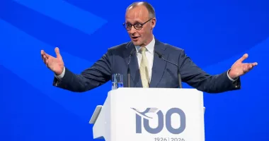 Stire din Actualitate : Cancelarul Friedrich Merz: „A zbura mai puțin nu este o opțiune pentru Germania“