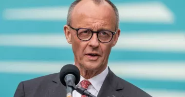 Stire din Actualitate : Cancelarul german minimizează disputa cu Trump după anunţul privind reducerea trupelor americane