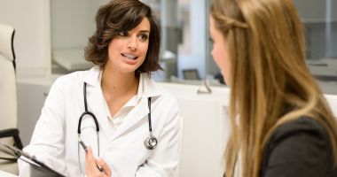 Preveniți cancerul de col uterin! Screening-ul, foarte important