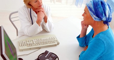 Stire din Sănătate : Cancerul ovarian - cum se depistează și cum se tratează
