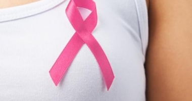 Stire din Sănătate : Ajutor gratuit pentru femeile cu cancer mamar