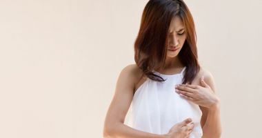 Fiți mai atente la simptome! Cancerul la sân poate apărea și fără noduli