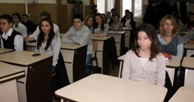 Stire din Cultură-Educație : Peste 8.500 de candidați constănțeni la Bacalaureatul 2012