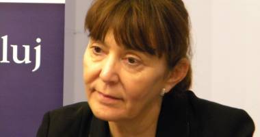 Stire din Politică-Administrație : Când își lansează Monica Macovei partidul