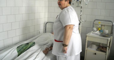 Stire din Sănătate : Când scăpăm de drumurile  între spital și cabinetele private