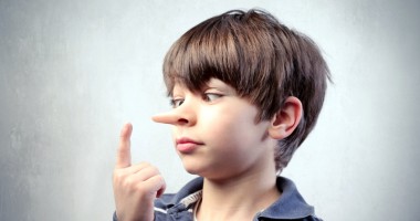 Stire din Sănătate : Când și de ce mint copiii