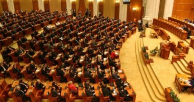 Stire din Politică-Administrație : Parlamentari juriști, nemulțumiți de modificările la Statut