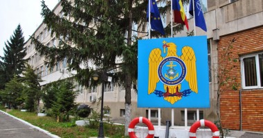 Stire din Eveniment : Când va fi înmormântat militarul care s-a împușcat în cap