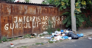 Când va intra orașul-port Constanța în "civilizația coșurilor de gunoi"? - 3