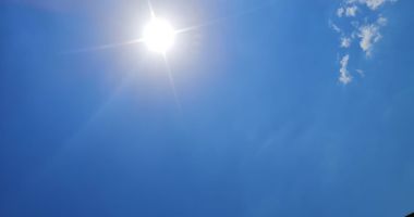 Stire din Social : Temperaturi extreme la malul mării. Valul de căldură persistă până mâine dimineaţă