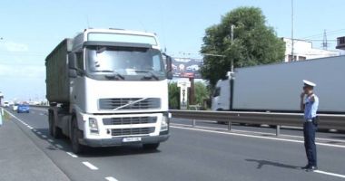 Stire din Social : Canicula oprește traficul greu pe șosele
