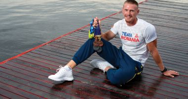 Stire din Sport : Cătălin Chirilă, liderul flotilei româneşti pentru Mondialele de Canoe de la Duisburg