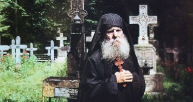 Stire din Cultură-Educație : 15 cuvioşi şi mărturisitori propuşi spre canonizare pentru Anul Centenar al Patriarhiei Române (2025)