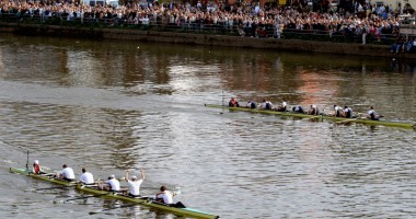 Stire din Sport : Kaiaciștii și canoiștii "sapă" la Cupa României