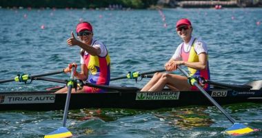 Stire din Sport : Canotoarele din lotul României au beneficiat de tratamente de îngrijire a tenului