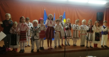 Cântec, joc și voie bună, de Ziua Dobrogei, la Școala nr. 1 Poarta Albă - 8