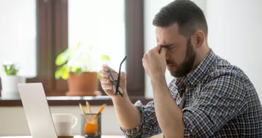 Stire din Sănătate : Scăpați de senzația de cap greu și recăpătați-vă claritatea mentală