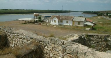 La granița imperiului. "Bulgărele de aur" abandonat de autorități - 10