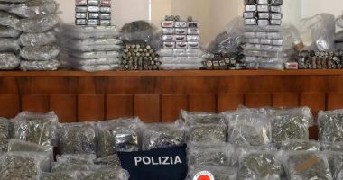 Captură impresionantă de droguri în garajul unui român. Mama lui îi ia apărarea