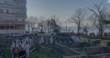 Stire din Cultură-Educație : Procesiune impresionantă de Florii la Catedrala Arhiepiscopală din Constanța