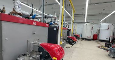 După zeci de ani, Spitalul Medgidia a scăpat de instalaţiile termice şi electrice învechite - 3
