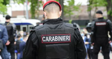 Stire din Actualitate : Român condamnat pentru trafic de droguri, prins în Bologna după ce a fugit din țară