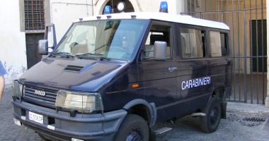 Stire din Actualitate : Un ROMÂN invalid a AGRESAT un nigerian în ITALIA dintr-un motiv incredibil