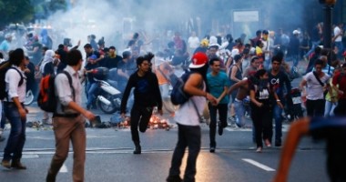 Stire din Actualitate : VIOLENȚE în Venezuela / Președintele Maduro: E lovitură de stat!