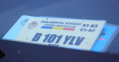 FOTO. Un "derutat" din Camera Deputaților, sancționat de polițiștii locali, în Constanța - 2