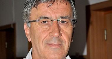 Stire din Cultură-Educație : "Pledez pentru introducerea examenului de admitere în liceu!"