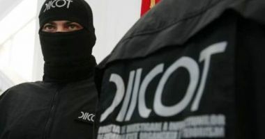 Stire din Eveniment : Cărăușii drogurilor, în vizorul DIICOT! Capturi spectaculoase în doar 48 de ore