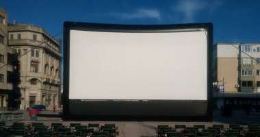 Stire din Cultură-Educație : Ce filme puteți viziona în week-end la Caravana filmelor de oscar, în Piața Ovidiu