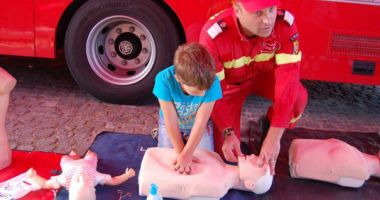 Caravana "Fii pregătit!", pe faleza din Constanța