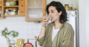 Stire din Sănătate : Deshidratarea poate duce la apariția cârceilor pe timp de noapte