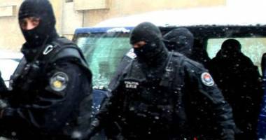 Stire din Eveniment : Percheziții de amploare. Cârciumarii de lux, cercetați de DIICOT