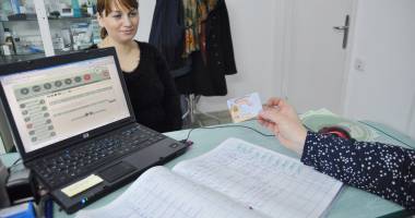 Stire din Sănătate : Câte carduri de sănătate au rămas nedistribuite