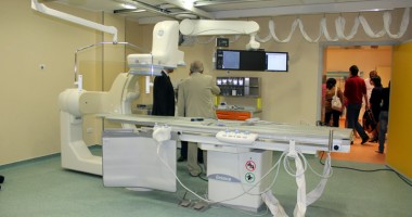 Implanturi care pot reporni inima după un stop cardiac, disponibile la Constanța - 3