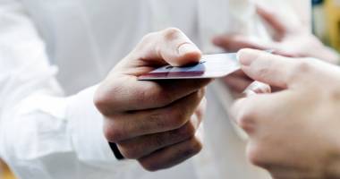 Stire din Sănătate : Cardul de sănătate va putea fi refuzat! Iată cum