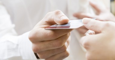 Stire din Sănătate : "Cardurile de sănătate vor elimina frauda"