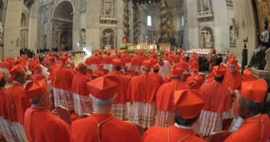 Stire din Actualitate : Papa Francisc a numit 17 noi cardinali, modelând un consistoriu mai puțin european