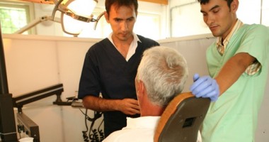 Stire din Sănătate : Caria dentară, cea mai răspândită boală cronică