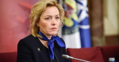 Stire din Eveniment : Amendă pentru scandările unui surdo-mut / Carmen Dan ARE EXPLICAȚIA