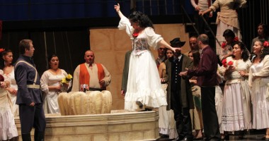 Stire din Cultură-Educație : Ca-n vremurile bune: Corul constănțean, la înălțime în "Carmen"