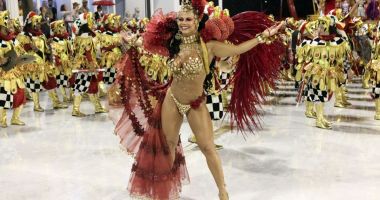 GALERIE FOTO Carnavalul de la Rio - Cele mai importante şcoli de samba defilează duminică şi luni - 4