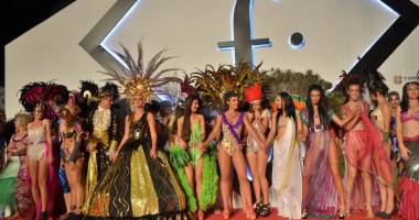 Stire din Politică-Administrație : Sezon estival fără "Carnavalul lui Mazăre"